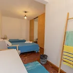 Casa Da Margarida - Area Privada Na Casa Da Anfitria Гостевой дом Понта-Делгада