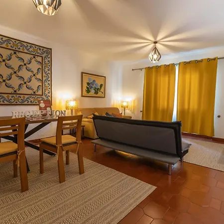 Гостевой дом Casa Da Margarida - Area Privada Na Casa Da Anfitria