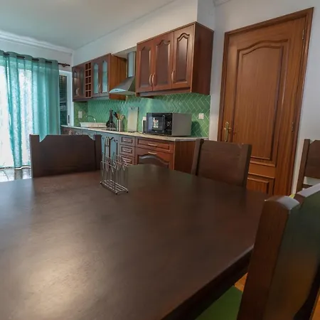 Casa Da Margarida - Area Privada Na Casa Da Anfitria 3* Понта-Делгада